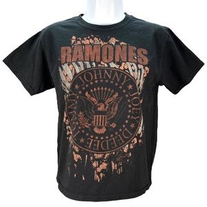 Ramones | Women’s XS | “Hey Ho Let's Go” Short Sleeve Crewneck‎ Graphic T-Shirt